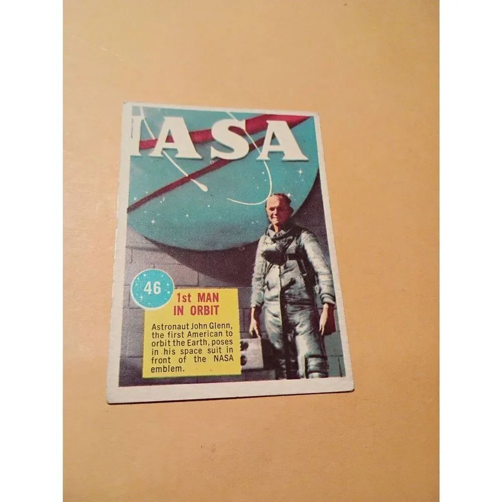 Vintage 1963 Topps NASA Astronaut Trading Card #46 1st Man in Orbit John Glenn - Picture 1 of 2